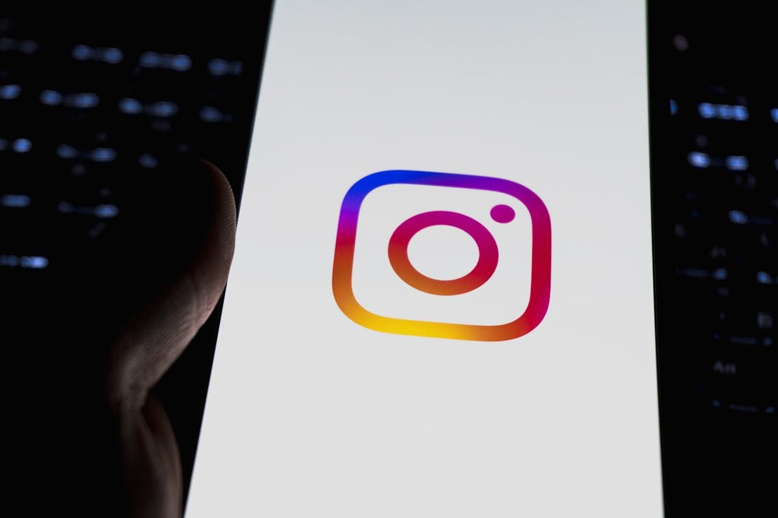 Building Your Brand through Instagram Images: A Step-by-Step Guide - Affiliate Success Vault